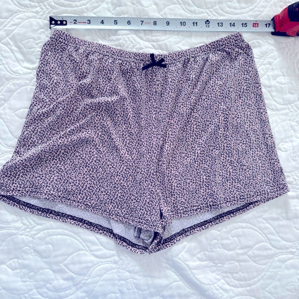 BCBGMaxAzria Pink Black Leopard Elastic Waistband Pajama Lounge Short Medium EUC - Picture 5 of 8